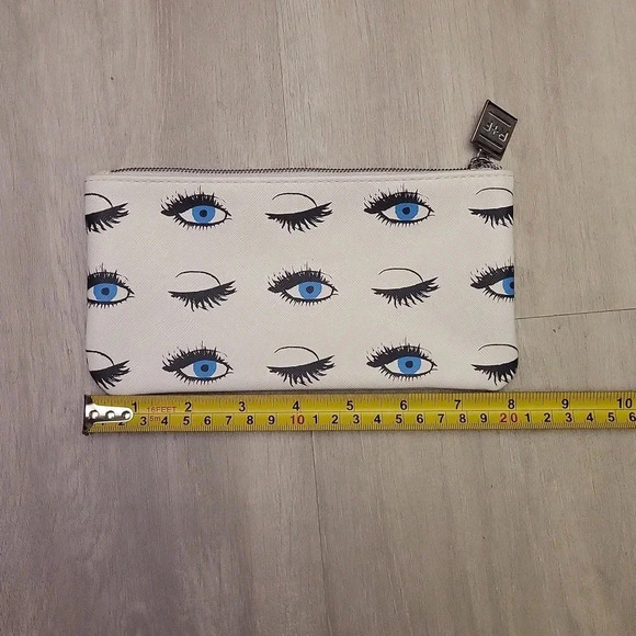 🛍Rodan + Fields‎ Eye White Cosmetic Pouch - Picture 5 of 6